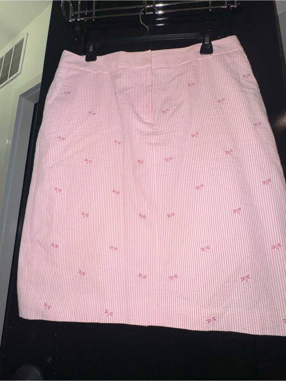 Brooks Brothers Pink Striped Seersucker Mini Skirt with Bow Embroidery